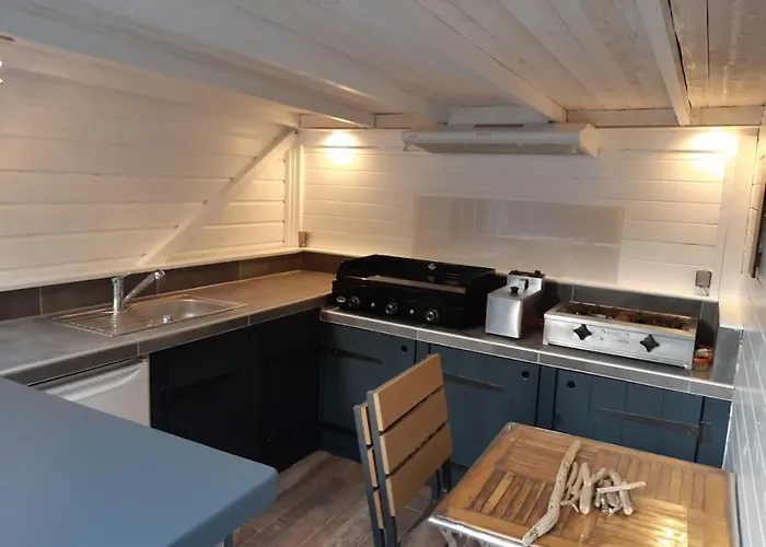 Jolie Maison Moderne Et Sereine à Villa