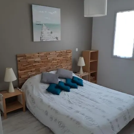 Jolie Maison Moderne Et Sereine à