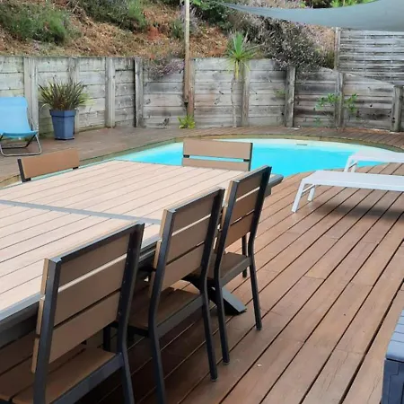 Jolie Maison Moderne Et Sereine A Villa