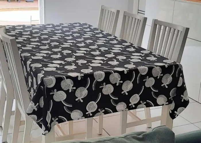 Jolie Maison Moderne Et Sereine A *